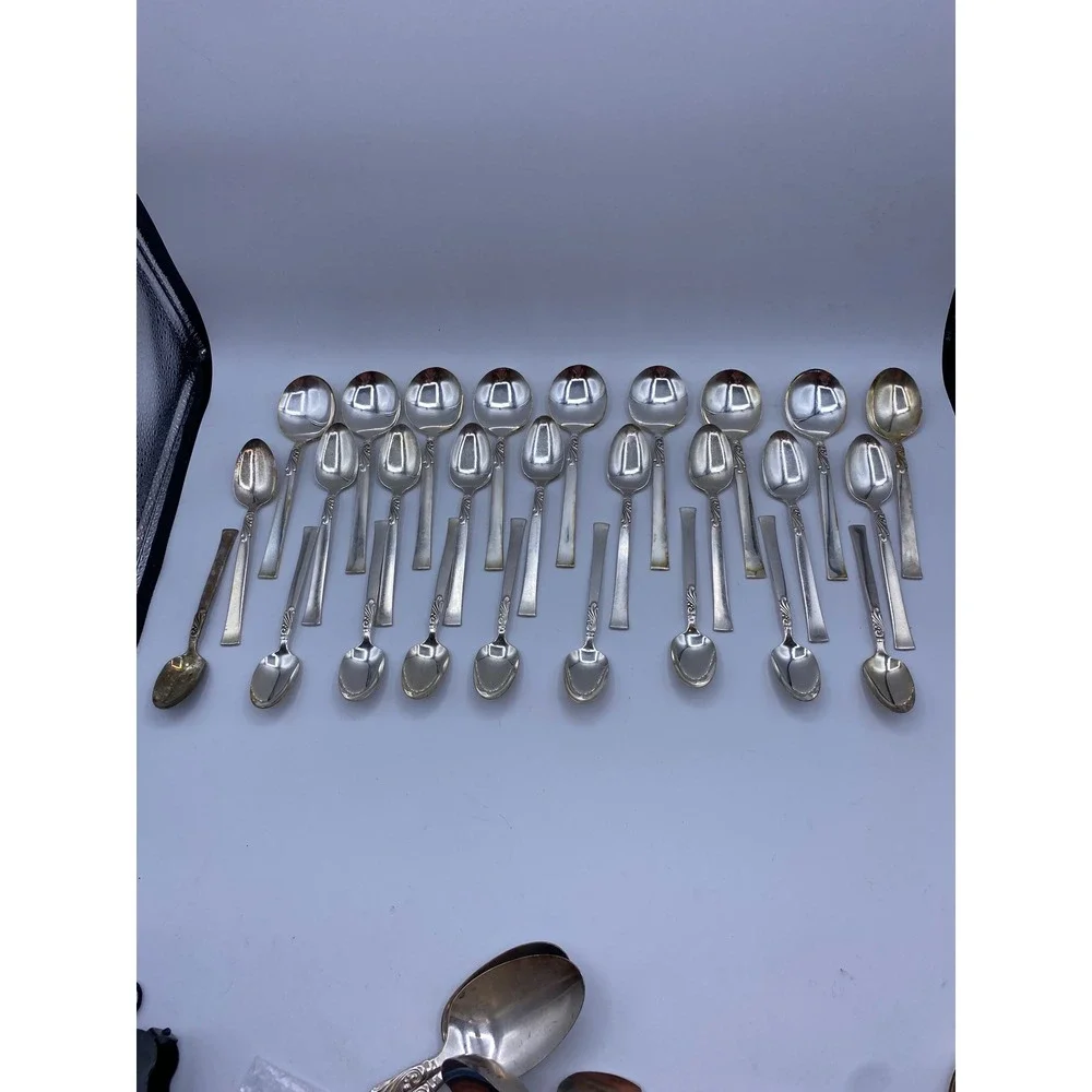 Nobility Plate Royal Wind Song Silver Plated Flatware Set 60+ Pc with Wood Chest